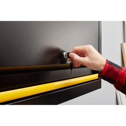 Armário Metálico para Pendurar com 1 Porta STANLEY STST97599-1