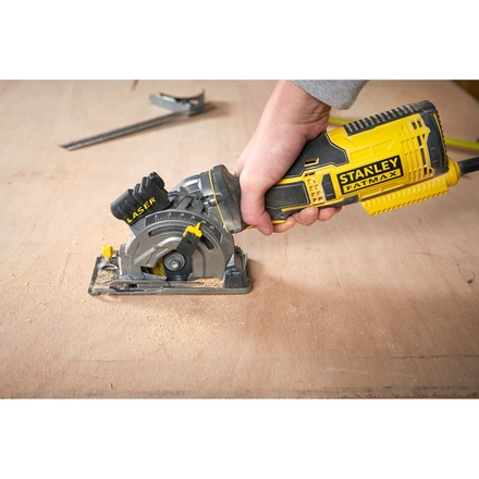 Serra Circular de Mao 650w FATMAX STANLEY FME380K-QS
