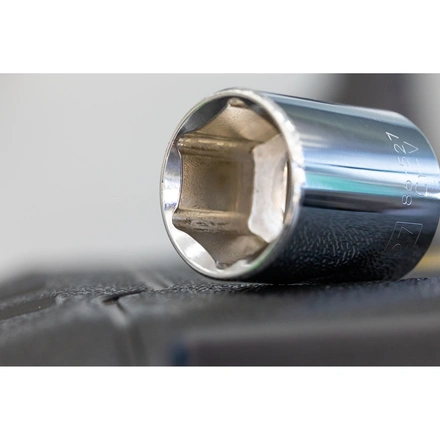 Chaves de Caixa de 1/2” 6 Faces MaxiDrive 15 mm STANLEY STMT86515-0