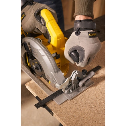 Serra Circular Brushless V20 Lithium-ion 18v Sem Carregador/bateria STANLEY SFMCS550B-XJ