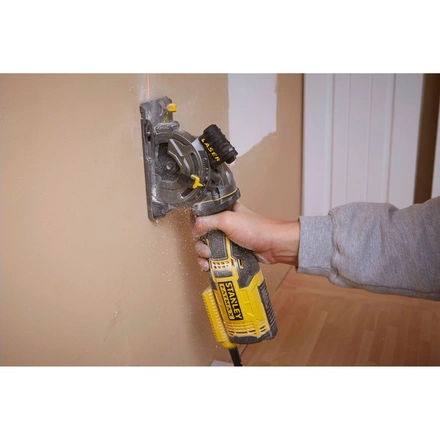 Serra Circular de Mao 650w FATMAX STANLEY FME380K-QS