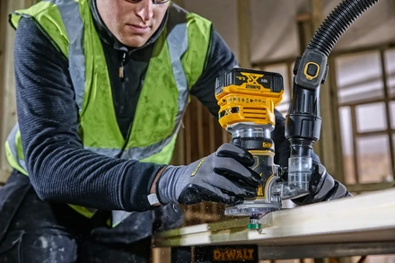 Tupia Combo sem Escovas XR 18V Pinça 8mm DEWALT DCW604NT-XJ