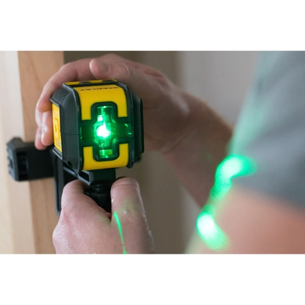 Nível laser VERDE em cruz CUBIX. Alcance 16m STANLEY STHT77499-1