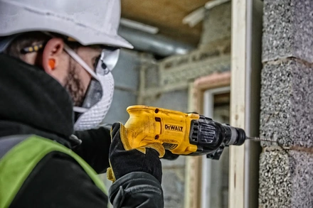 Martelo Combinado SDS-Plus 710W 2J 22mm DEWALT D25033K-QS