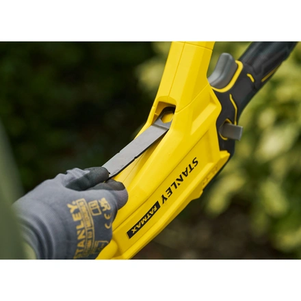 Podadora de Altura V20 BRUSHLESS 18 V 20 cm sem Bateria e Carregador STANLEY SFMCPS720B-XJ