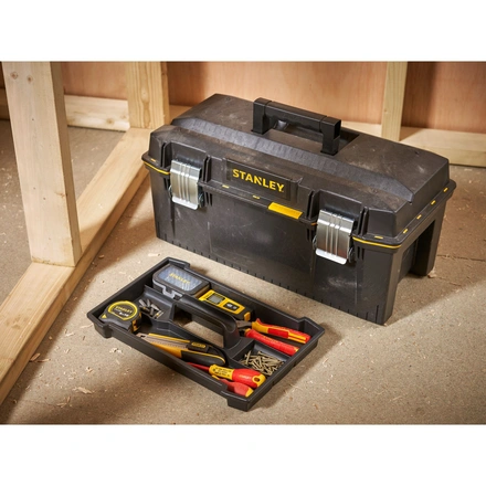 Impermeável Grande Capacidade FatMax STANLEY 1-94-749