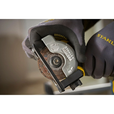 Rebarbadora Multi-Corte 76mm 18V STANLEY SFMCM300B-XJ