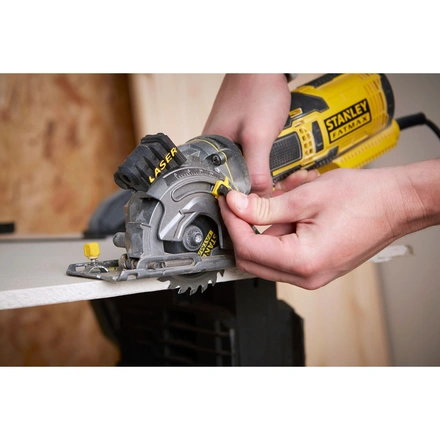 Serra Circular de Mao 650w FATMAX STANLEY FME380K-QS