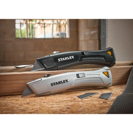 Faca STANLEY FATMAX Heavy Duty Lâmina Retrátil (preto) FMHT10504-0