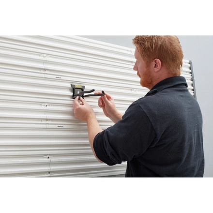 Gancho para Ferramentas de Jardim STANLEY Track Wall STST82609-1