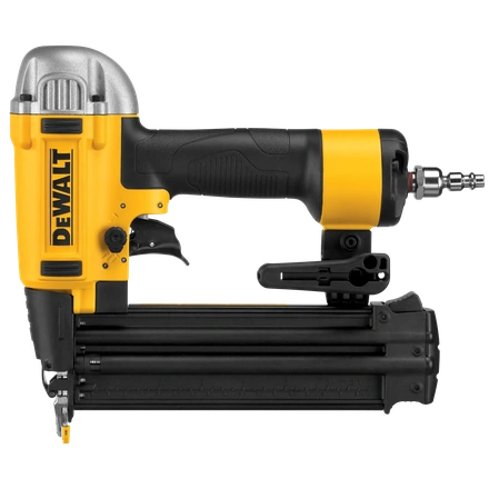 Pregadora Pneumática Brad 18GA 15–50mm com Mala DEWALT DPN1850PP-XJ