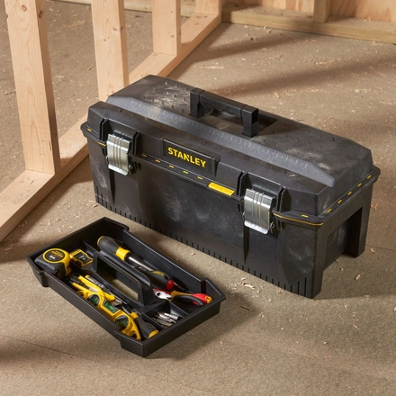 Impermeável Grande Capacidade FatMax STANLEY 1-93-935