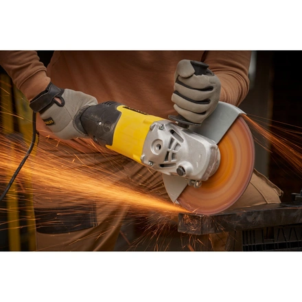 Rebarbadora 2.000w 230mm STANLEY FMEG232-QS