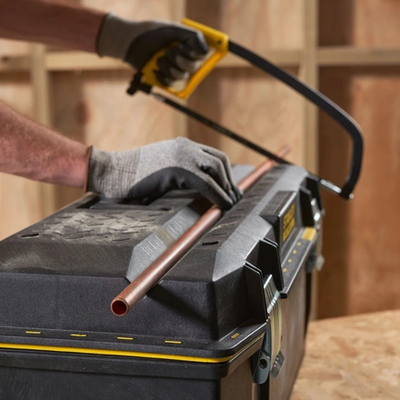 Impermeável Grande Capacidade FatMax STANLEY 1-93-935