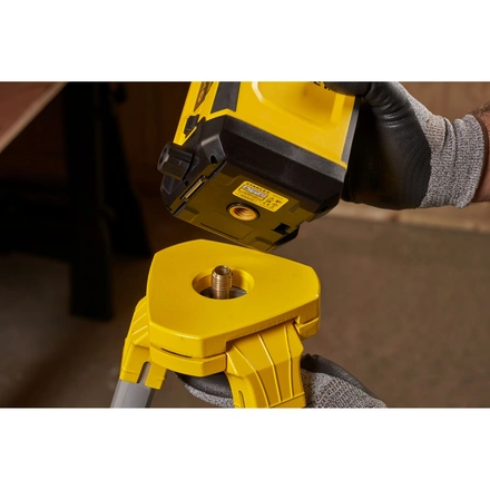 Nível laser VERMELHO rotativo. Alcance 30m (240m com detetor) STANLEY STHT77616-0