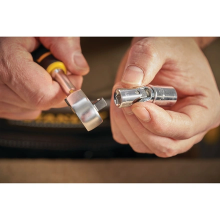Articulação Universal 1/4" STANLEY STMT86011-0