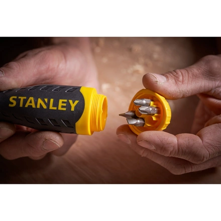 Jogo Porta-Pontas Com Chave e 10 Bits Stanley 0-68-010