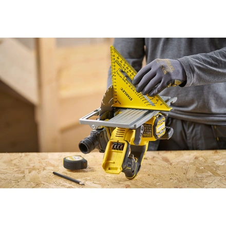 Esquadro STANLEY Dupla Cor 180mm STHT46012-0