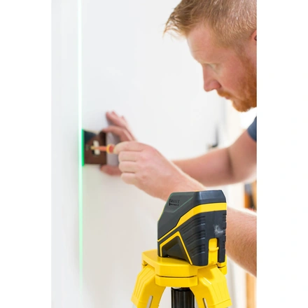 Nível laser VERDE em cruz com pilhas alcalinas. Alcance 20m (50m com detetor) FATMAX STANLEY FMHT77586-1
