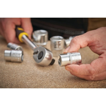 Chaves de Caixa de 1/2” MaxiDrive com Aderência para os Dedos 19 mm STANLEY FMMT17238-0