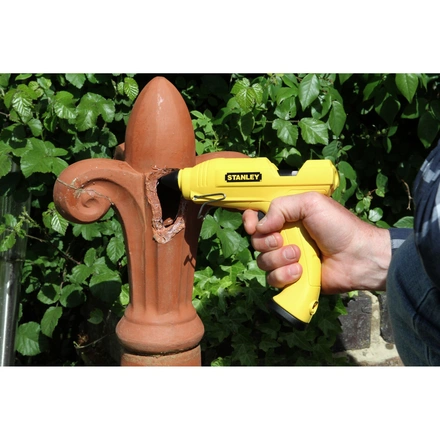 Pistola de Cola Termofusível GR90 40 W - c/ sem cabo STANLEY STHT6-70416
