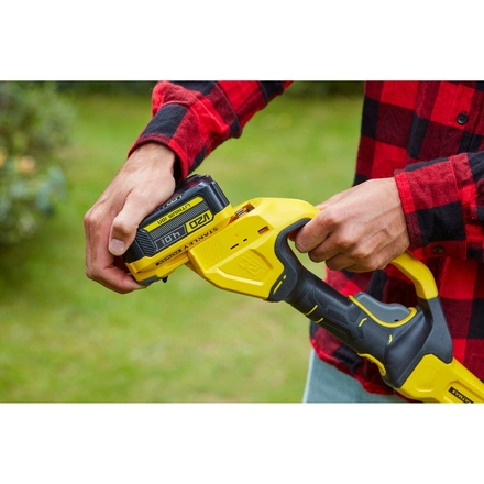 Podadora de Altura V20 18 V 20 cm com Bateria 4 Ah STANLEY SFMCPS620M1-QW